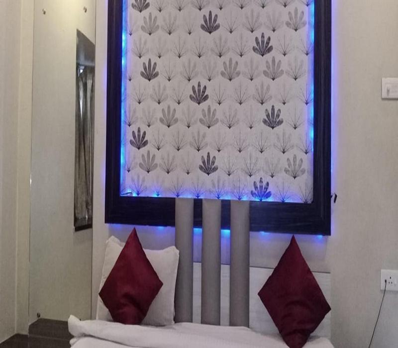 Hotel White House Пюн Екстериор снимка